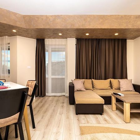 Sunny 1Bd Apartment In Old Town By Flat Mаnager Plowdiw Exterior foto
