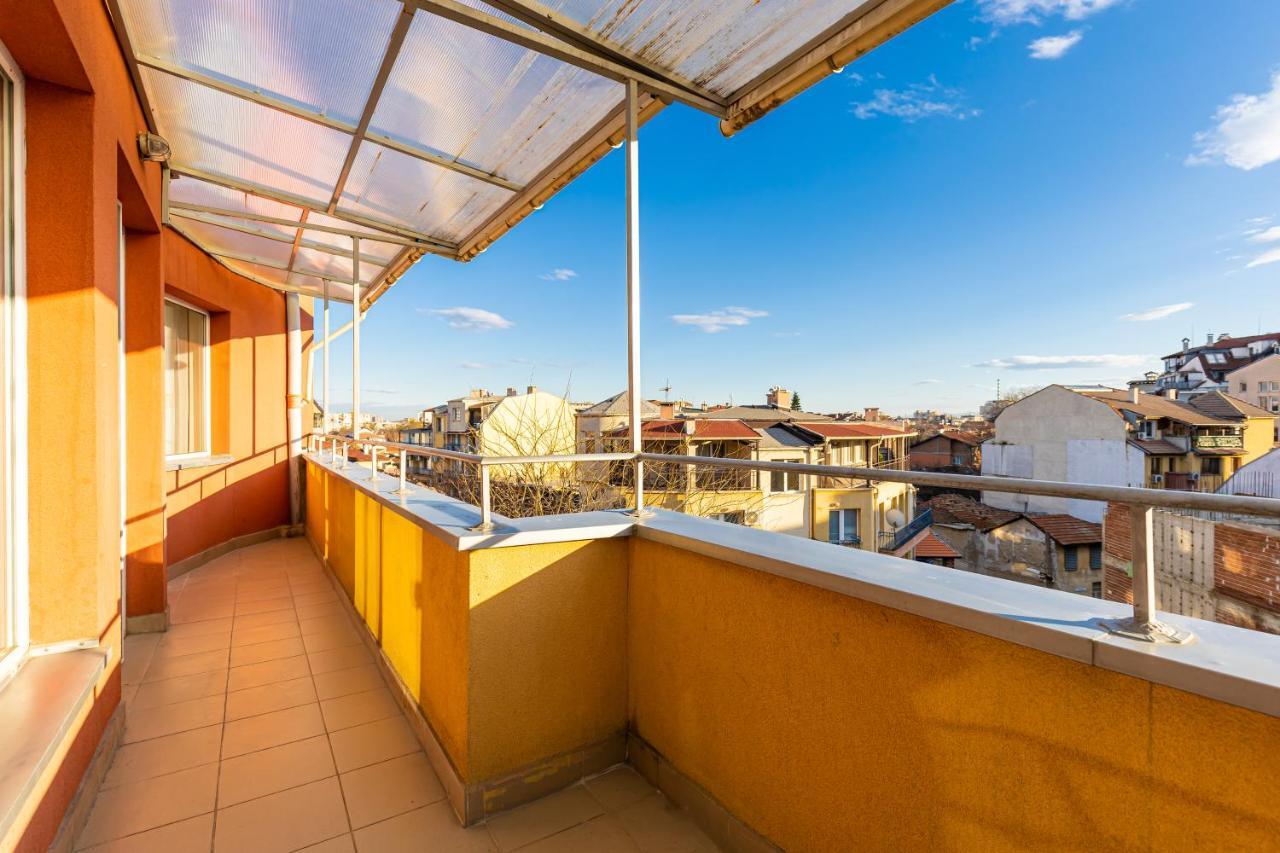 Sunny 1Bd Apartment In Old Town By Flat Mаnager Plowdiw Exterior foto